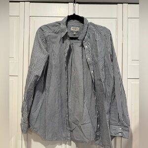 Express boyfriend fit button down size medium EUC